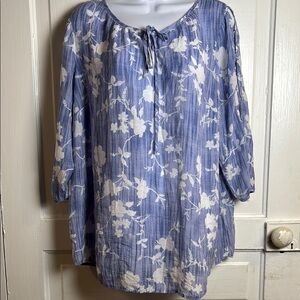 Fred David Floral Blue and White Women's Top Size 1X